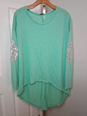 Dainty Hooligan Light Green Long Sleeve Top With Sequin Elbow Patch Medium